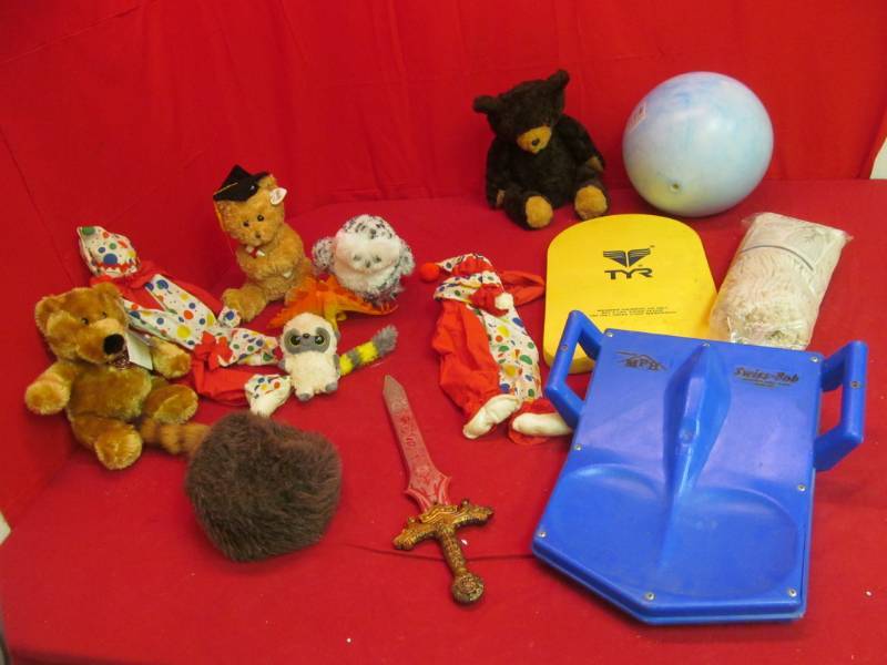 lot 143 image: Mop head doll, Swiss bob, Swim aid, Bears, stuffed animals, ball