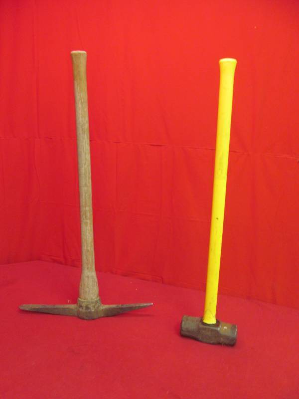 lot 160 image: Miners pick, Sludge hammer