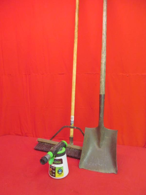 lot 162 image: Spade, push broom, lawn sprayer