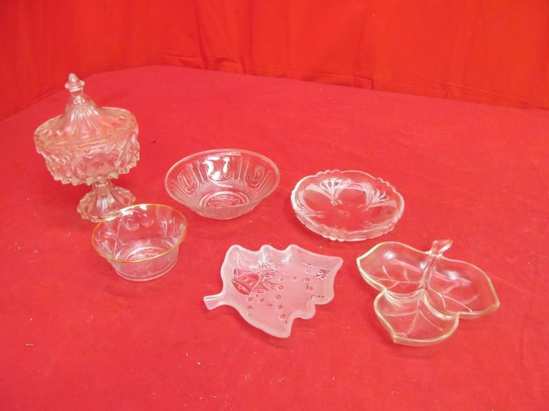 lot 201 image: Group of Vintage glass candy dishes