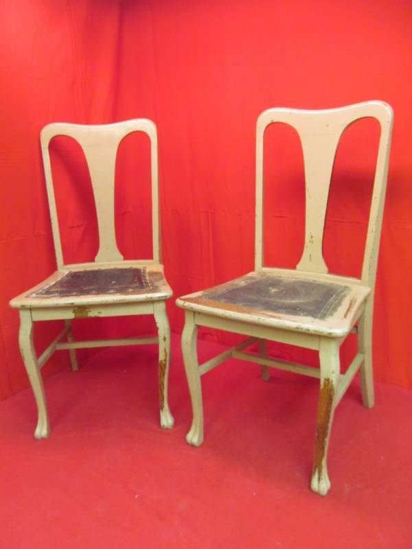 lot 221 image: 2 Vintage chairs with leather bottoms