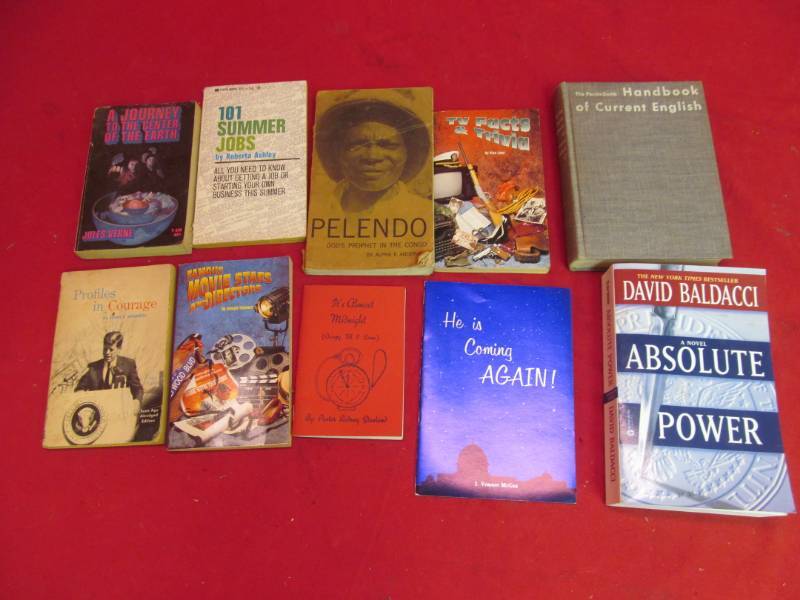 lot 255 image: Books (Journey to the Center of the Earth, Profiles in Courage Kennedy)