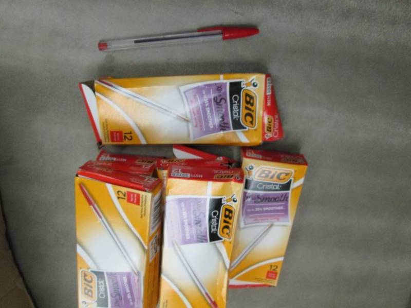 8 Packs of 12 Bic Classic Cristal B...