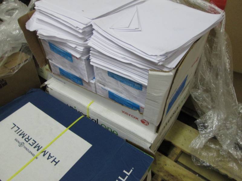 6 Pkg of 800 sheets each Xerox 24 l...