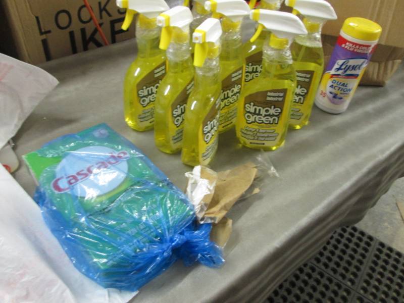 Lot of 8 Simple Green 24 fl oz Clea...