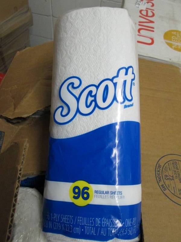 Box of 15 Rolls Scott Paper Towels...