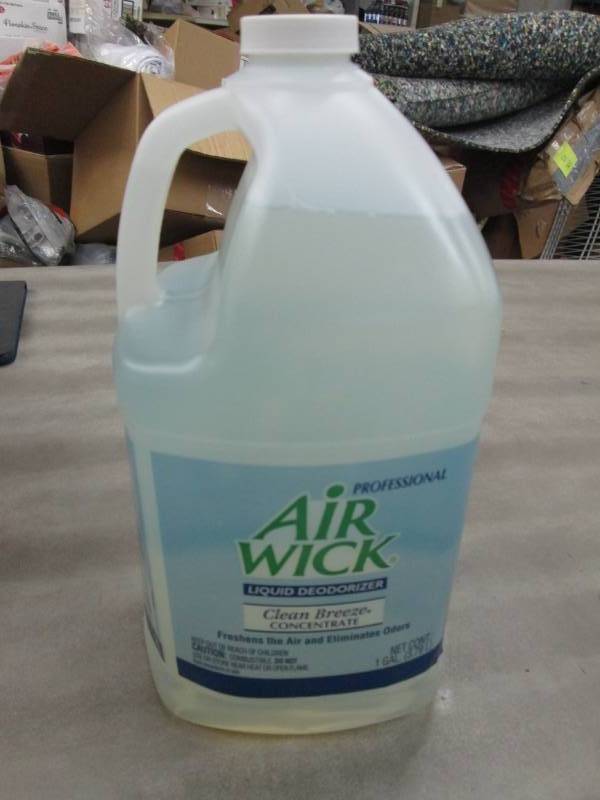 2 Full, 2 Partial Gallons Air WickL...