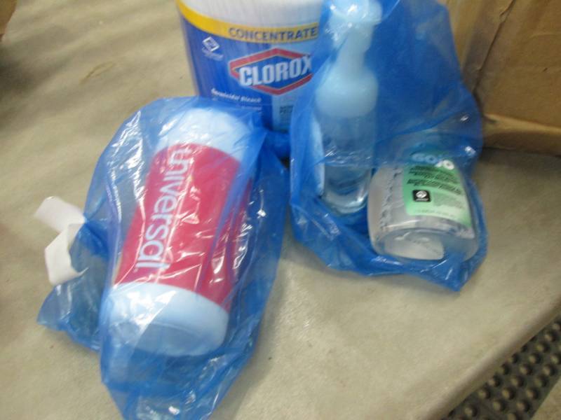 2 - Clorox Concentrated 121 fl oz, ...