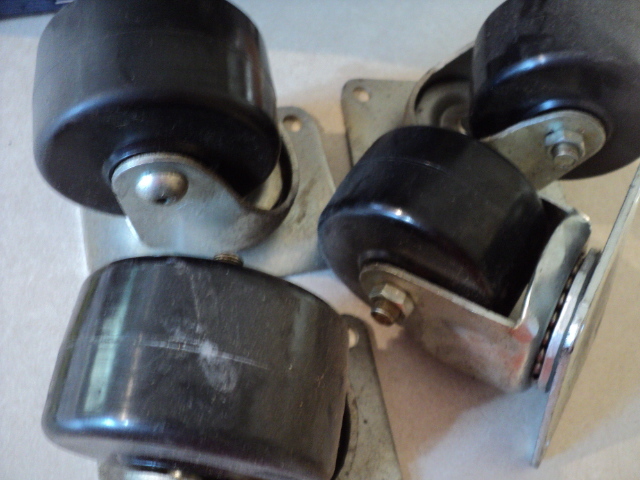 4 casters 500lb capacity - retail $...