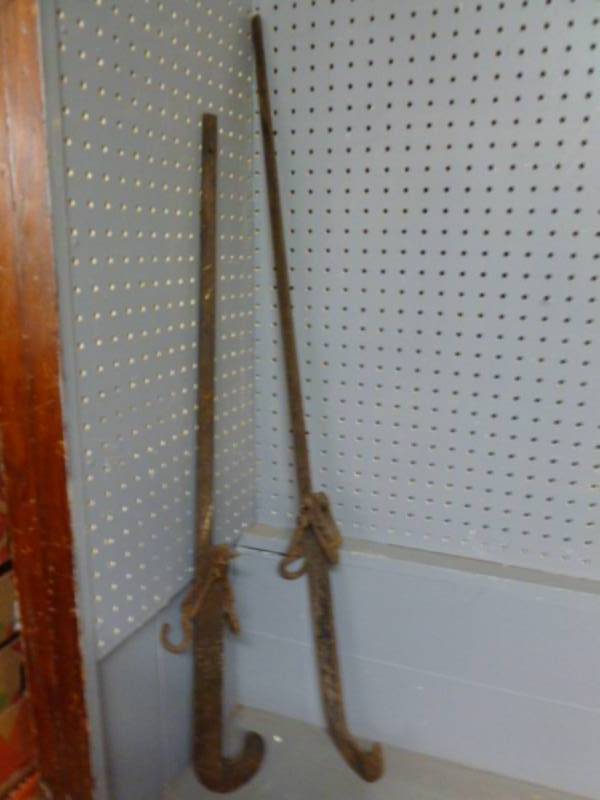 lot 37 image: Antique Platform Scale Arms