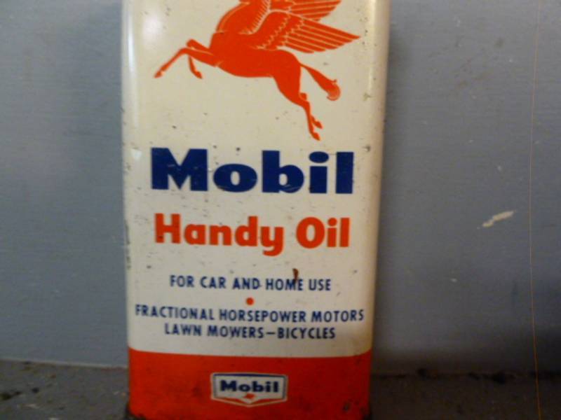 lot 62 image: Vintage Oil Can