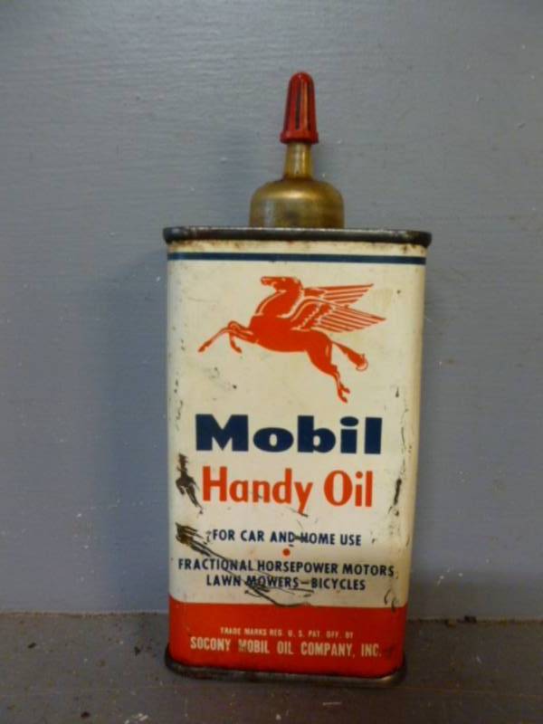 lot 63 image: Vintage Oil Can