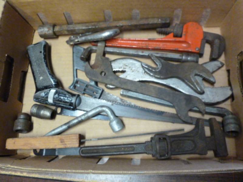 lot 110 image: Tools