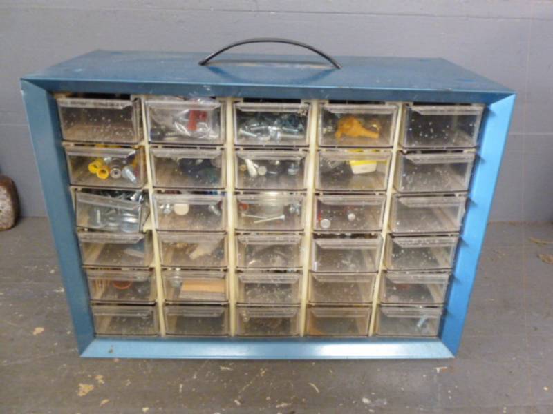 lot 175 image: Shop Organizer