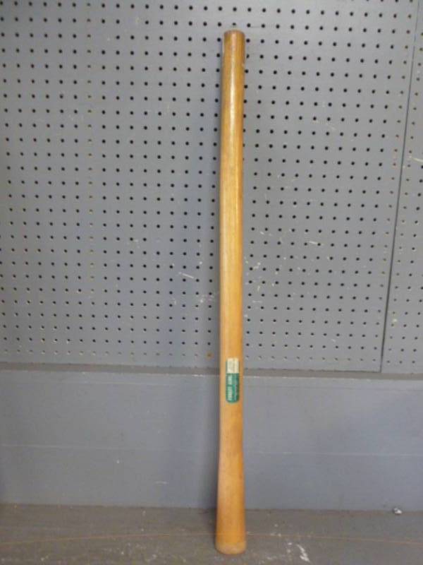 lot 178 image: New Maul Handle