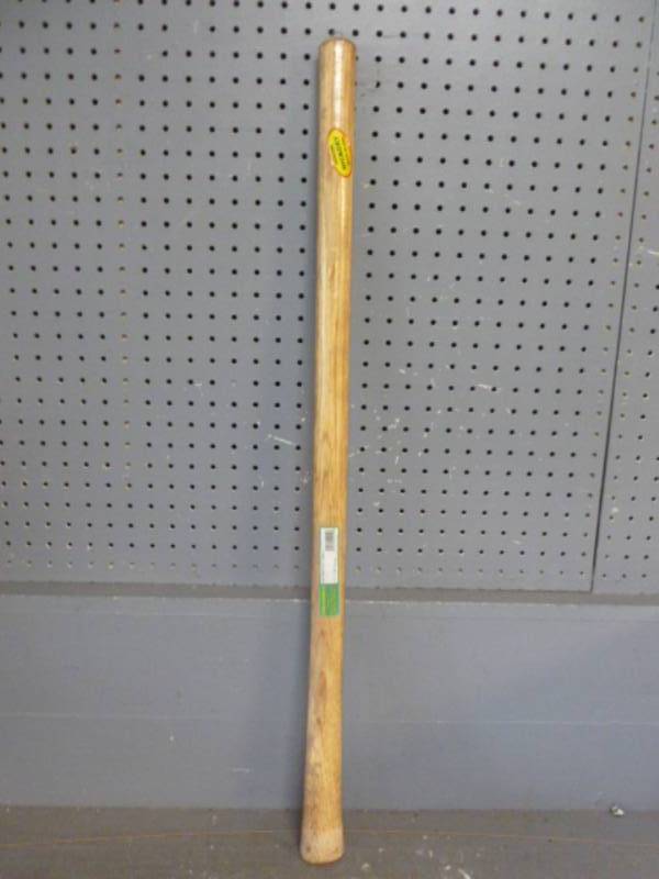 lot 179 image: New Maul Handle