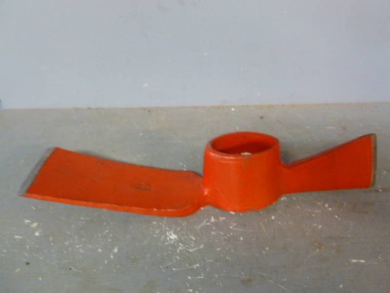 lot 189 image: New Tool