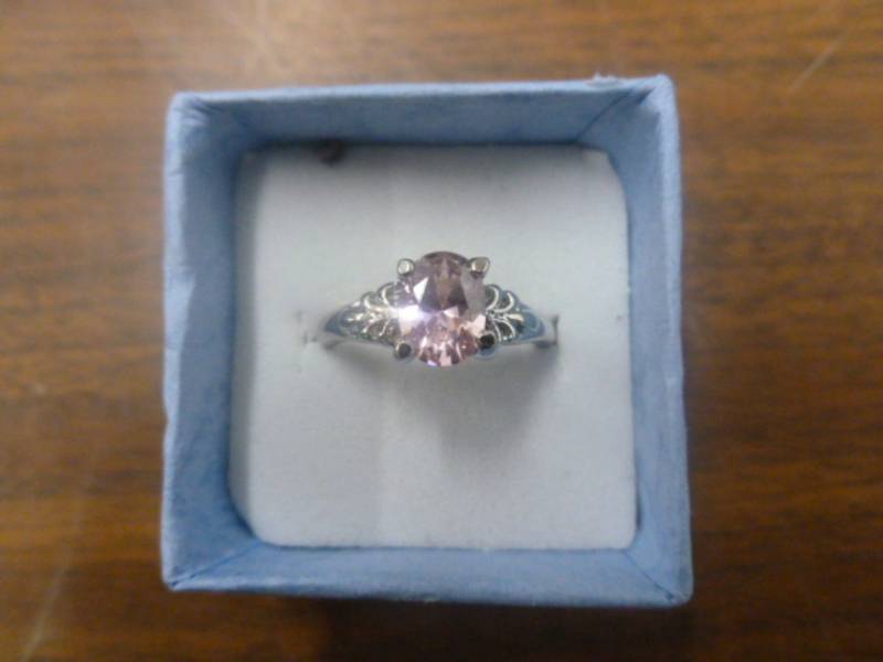 Ladies Ring
