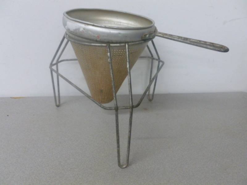 Vintage Collander