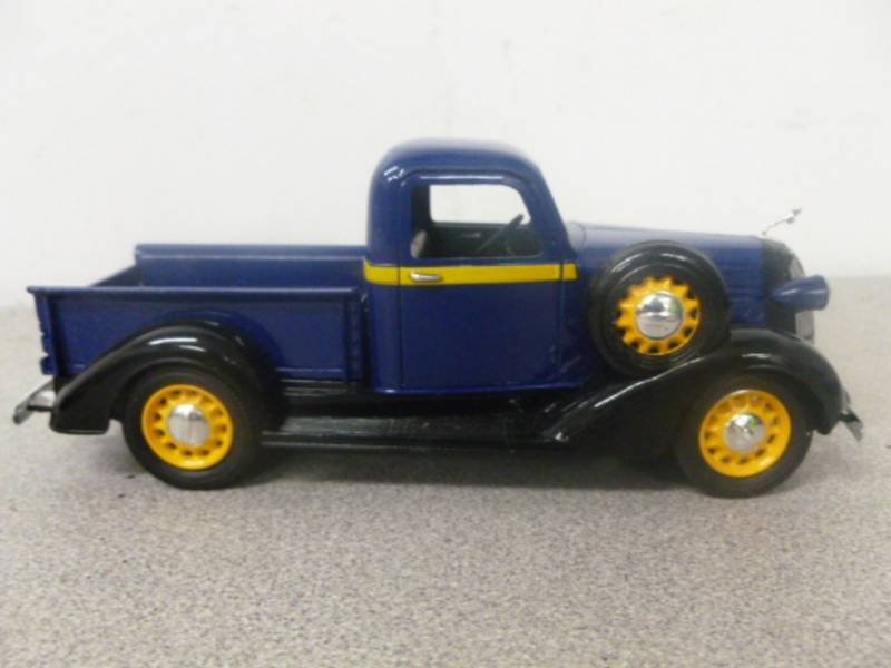 Die Cast Metal Truck