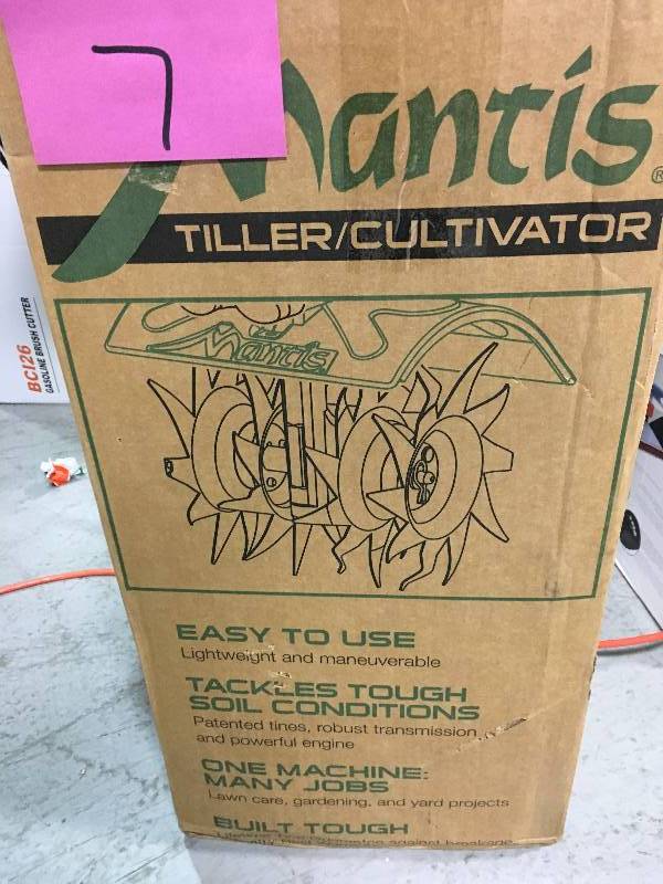 lot 7 image: Mantis (9) 21cc 2-Cycle Plus CultivatorMini Tiller w FastStart not used
