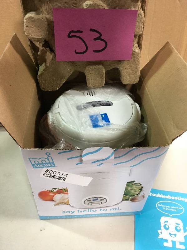 lot 53 image: AROMA 3-Cup Cool Touch Rice Cooker in good conditions