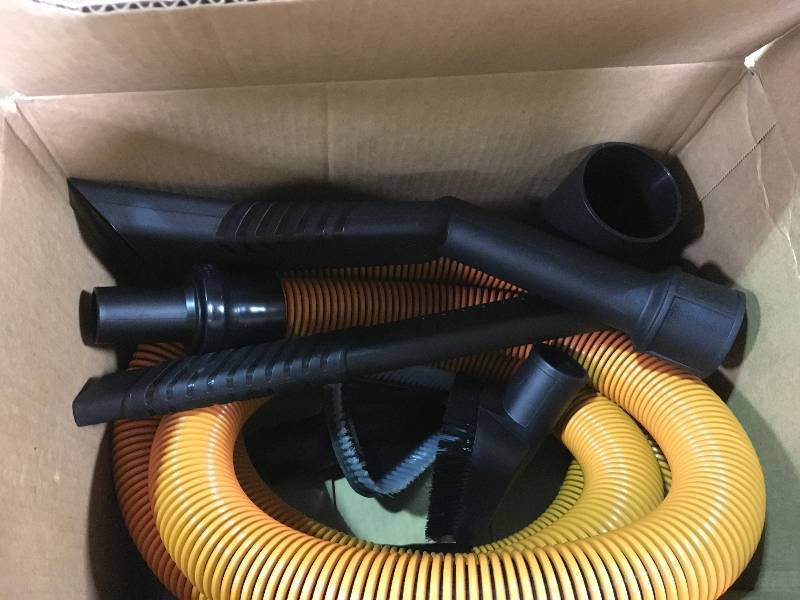 lot 61 image: RIDGID VT2534 Auto Detailing Kit in good conditions