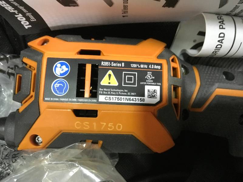 lot 72 image: RIDGID JobMax 4 Amp Multi-tool With Tool- Head R2851  MISSING  ACCESORY Used in good working cond.