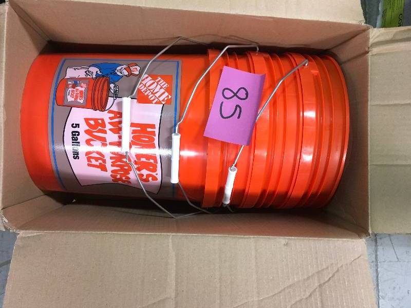 lot 85 image: HOME DEPOT 5 gal. Homer Bucket (3-Pack) New