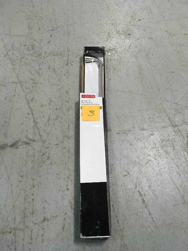 Delta Faucets  Addison Series 30 Inch Towel Bar Bathroom not used
