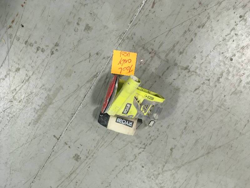 Ryobi Tools P411 18V ONE Lithium Ion 5 Random Orbit Sander, TOOL ONLY Used in good working cond.