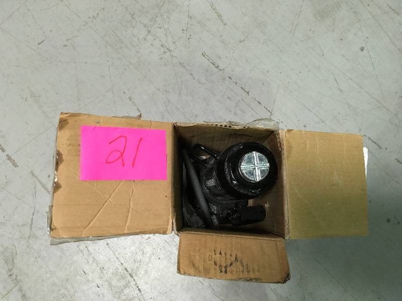 lot 21 image: HUSKY MPL12B-HUSKY 12 Ton Bottle Jack  Used in good working cond.