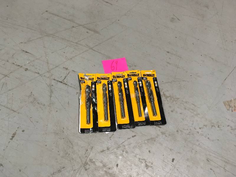 lot 69 image: DeWalt DW1622 58 By 6 Inch High Speed Drill Bit Reduced Shank  LOT OF 5 in good conditions