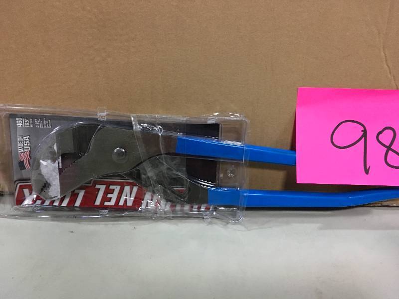 lot 98 image: 16 12 in Tongue and Groove Plier in good conditions