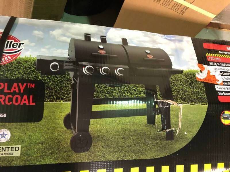lot 109 image: Char-Griller Double Play 1,260 sq., in. 3-Burner Gas and Charcoal Grill in Black not used