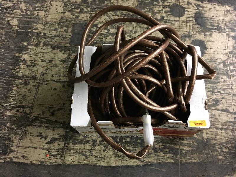 lot 231 image: Flexon 100 Hose, Retail $21.99
