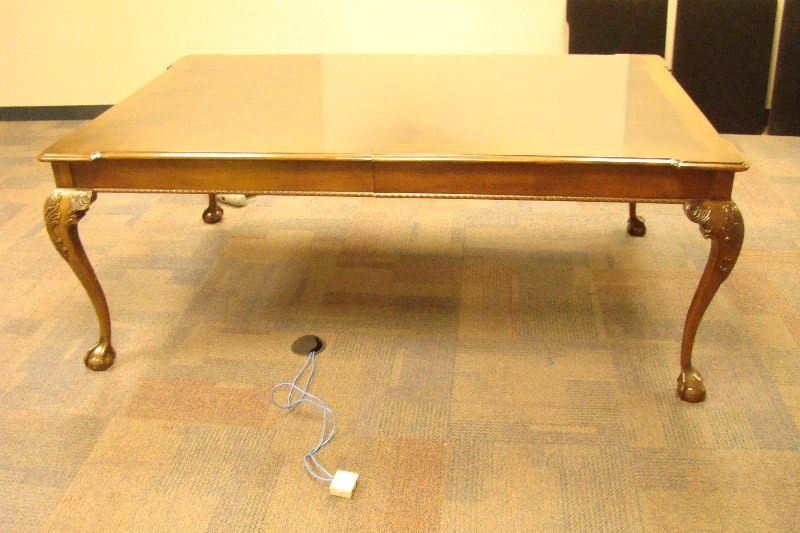 lot 8 image: LARGE Henredon Wood Carved DiningConference Table