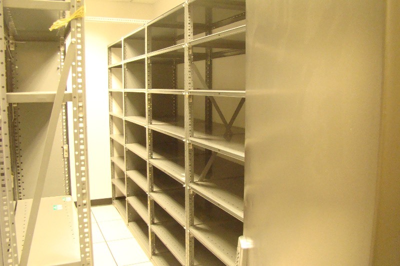 lot 12 image: 15 of Republic Steel Shelving