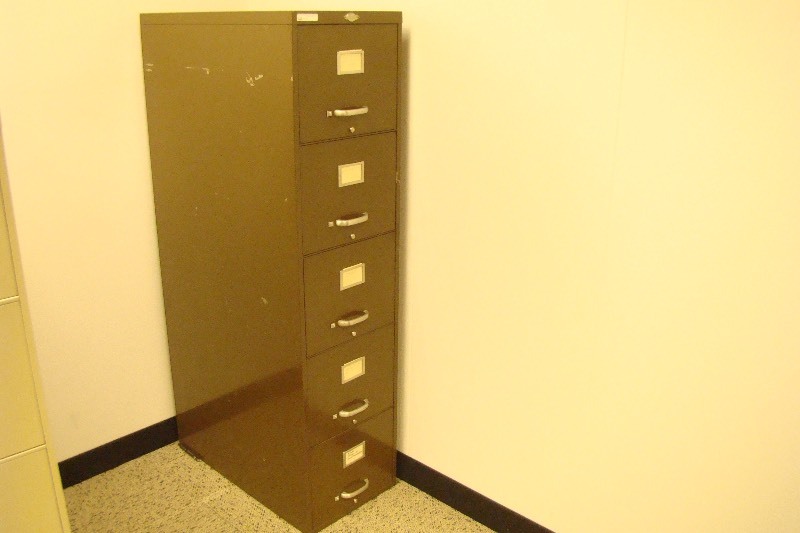 lot 28 image: Art Metal Steel File Cabinet