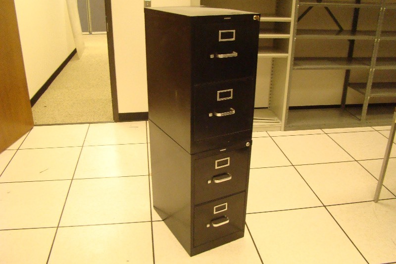 lot 57 image: 2 Hon Steel File Cabinets