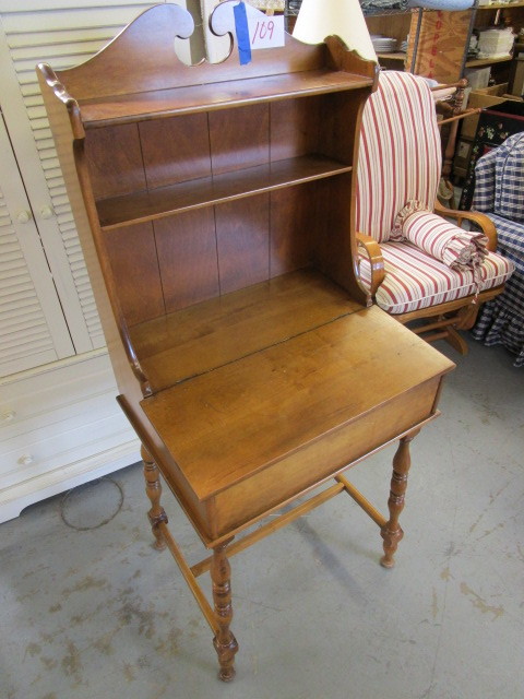 VINTAGE WOODEN DESK