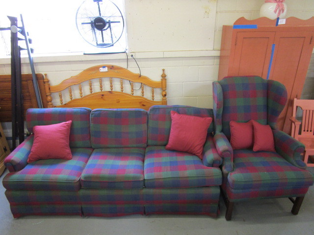 SLEEPER SOFA W MATCHING CHAIR