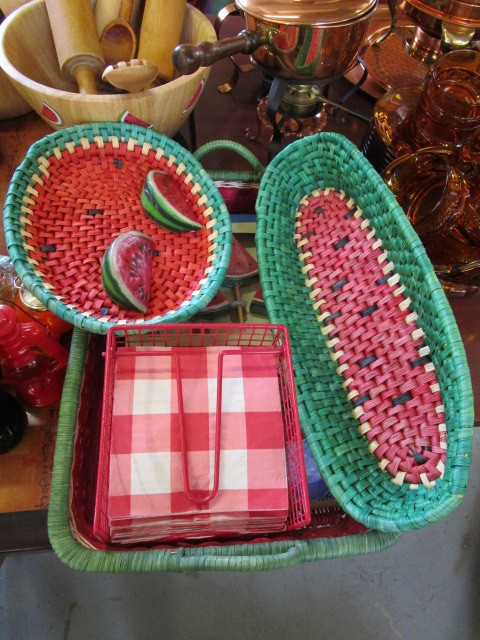 WATERMELON THEMED PICNIC LOT