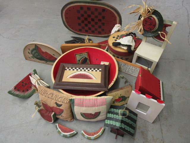 WATERMELON WOODEN HOME DECOR ACCESSORIES
