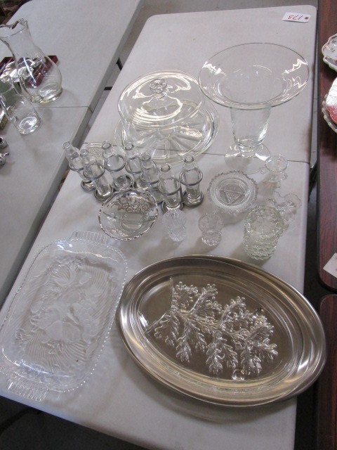 ASSORTED CRYSTAL AND GLASS KITCHENWARE