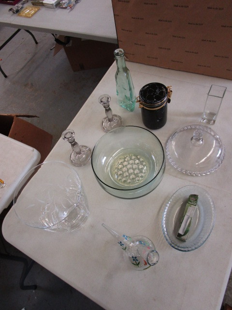ASSORTED GLASSWARE
