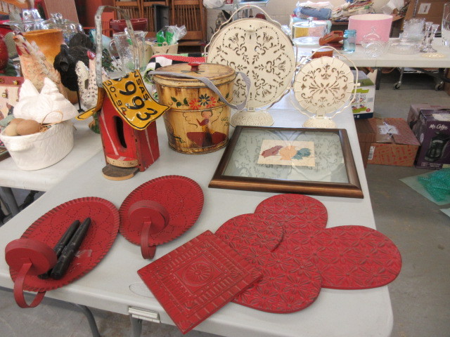 COLORFUL CUT METAL DECOR AND MORE