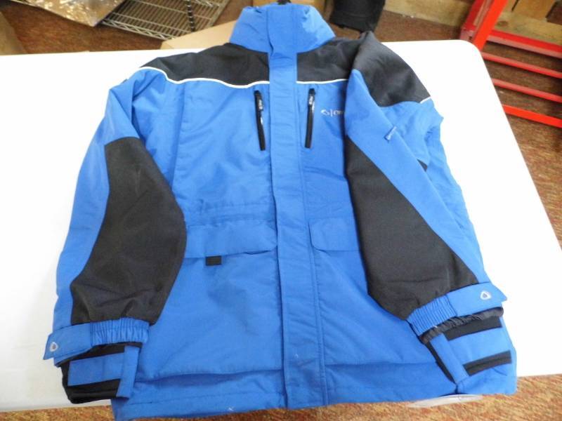 lot 18 image: Lifejacket