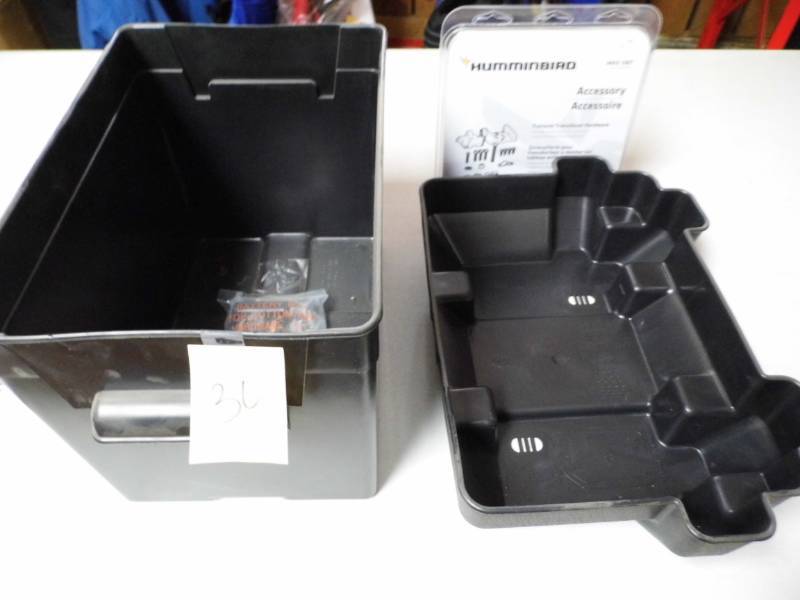 lot 30 image: Battery BoxCase - Hummingbird Accessories