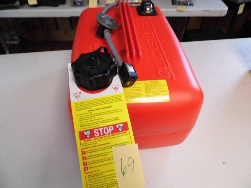 lot 69 image: Quick Silver Gas Can